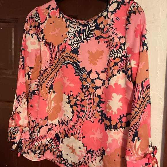 Talbots Floral Print Women's Top - Pink and Navy Size S Petite - Picture 4 of 5